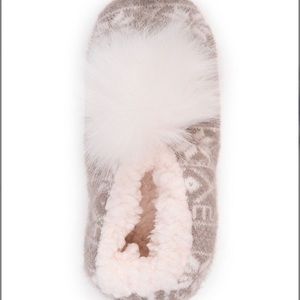 MUK LUKS Faux Fur Slippers! NWT! Size L/XL